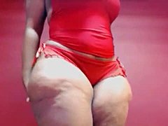 21 세 웹 모델 비디오의 큰 엉덩이, 뚱뚱한 가슴 및 거대한 가슴