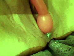 Masturbation with a redhead: A wet and wild session