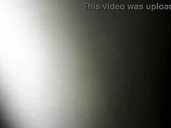 Une vidéo HD d'une MILF amateur recevant une éjaculation interne
