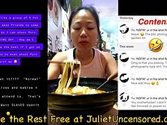 Ucensureret reality-video viser en varm asiatisk babe, der spiser og pisser