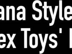 Jenna Foxx,Savana Styles和Tana Lee参与了一场狂野的女同性恋玩具派对