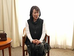 Ms. Shimashita, a mature divorcee, experiences her first cock in this Japanese video