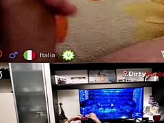 V živo amaterske MILFke igrajo umazano ruleto na spletni kameri v delu 2