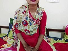 Aunty and nephew indulge in Indian stepmom and stepson roleplay
