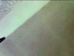 Dayana Aguascalientes, una sexy escort, si masturba davanti alla webcam