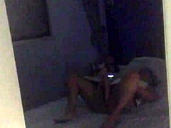 ممارسة الجنس الشرجي مع رجل مطيع تم القبض عليه من قبل شقيقه