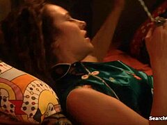 Seks scena slavnih z Lauro Ramsey in njenimi velikimi joški