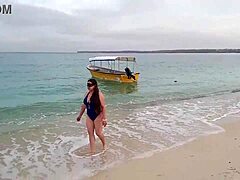 Amatőr creampie a tengerparton egy mexikói MILF-tel